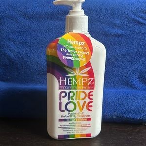 NEW LMTD EDITION HEMPZ 17oz 🌈 PRIDE LOVE Moisturizer